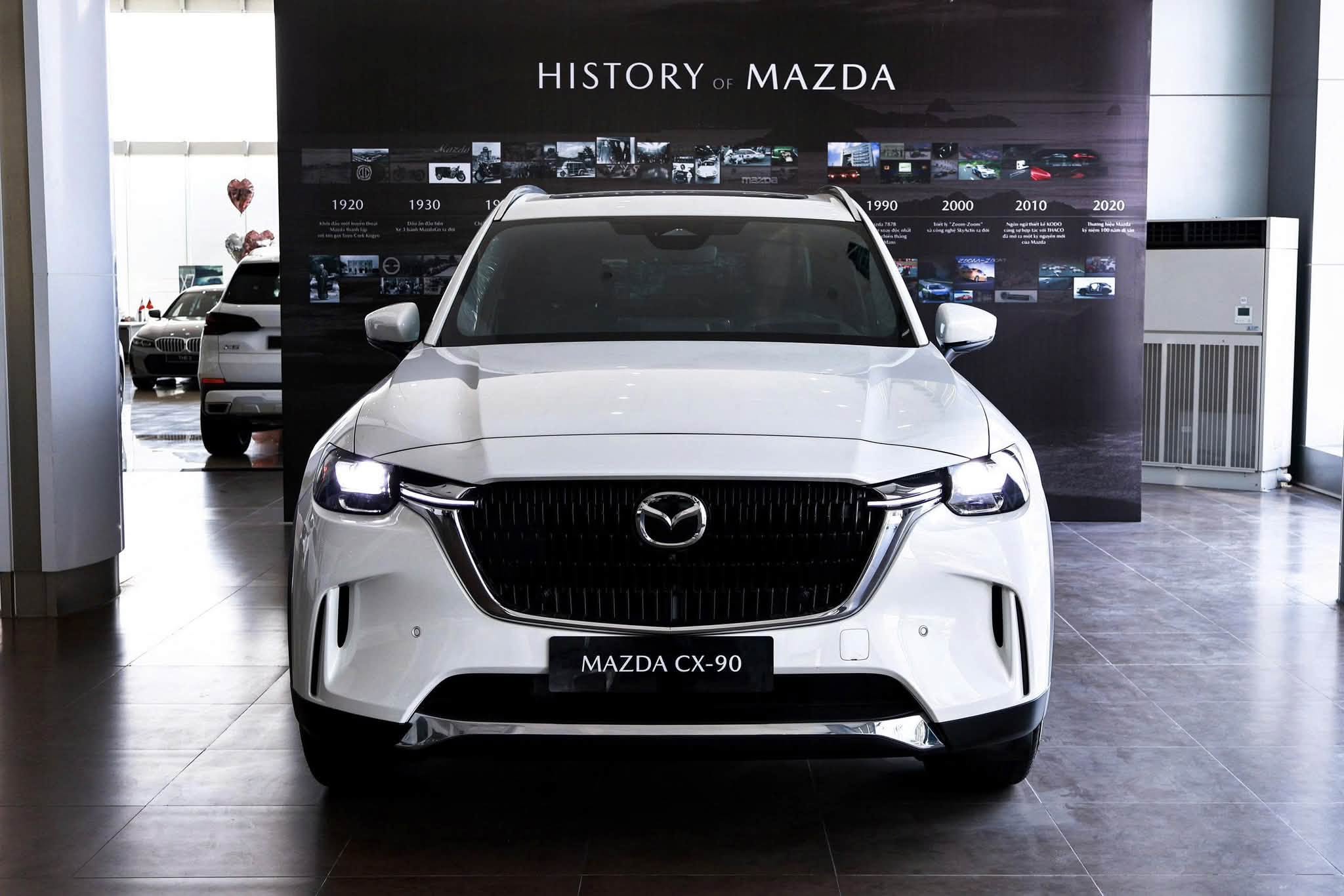 mazda cx 90 trung bay 11