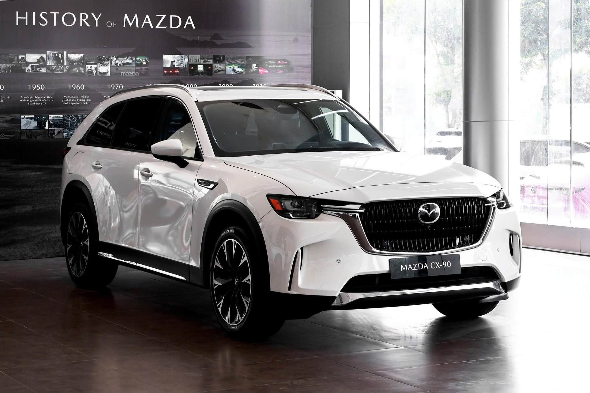 mazda cx 90 trung bay 5