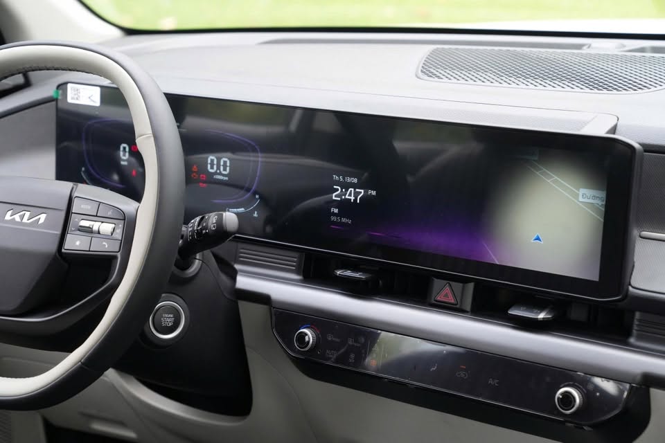 kia carens clavis 12