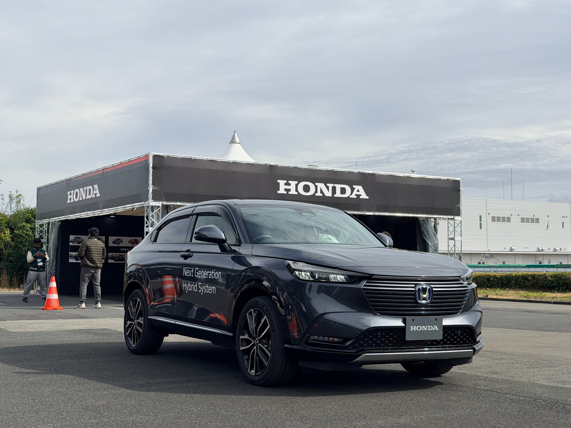 honda hr v hybrid moi 2