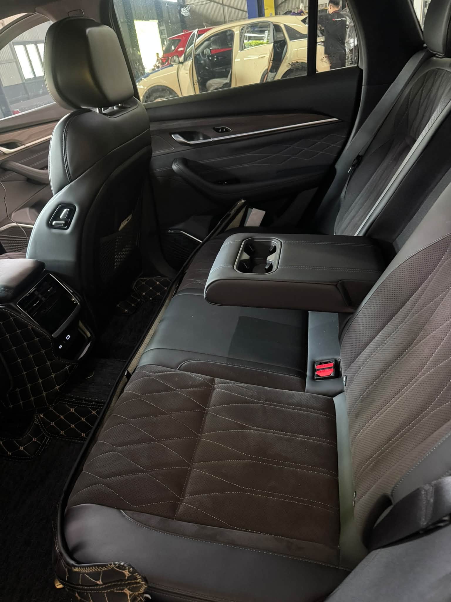 84692755617808670331386901902036154242090049n