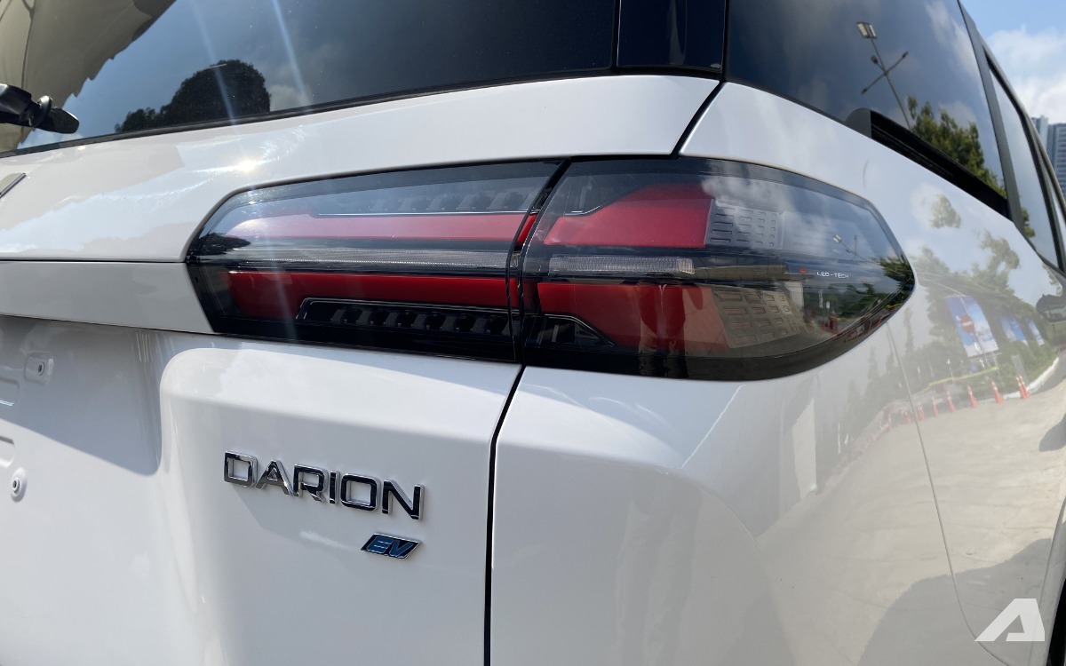img0378 4wuling darion autopro16x10logo