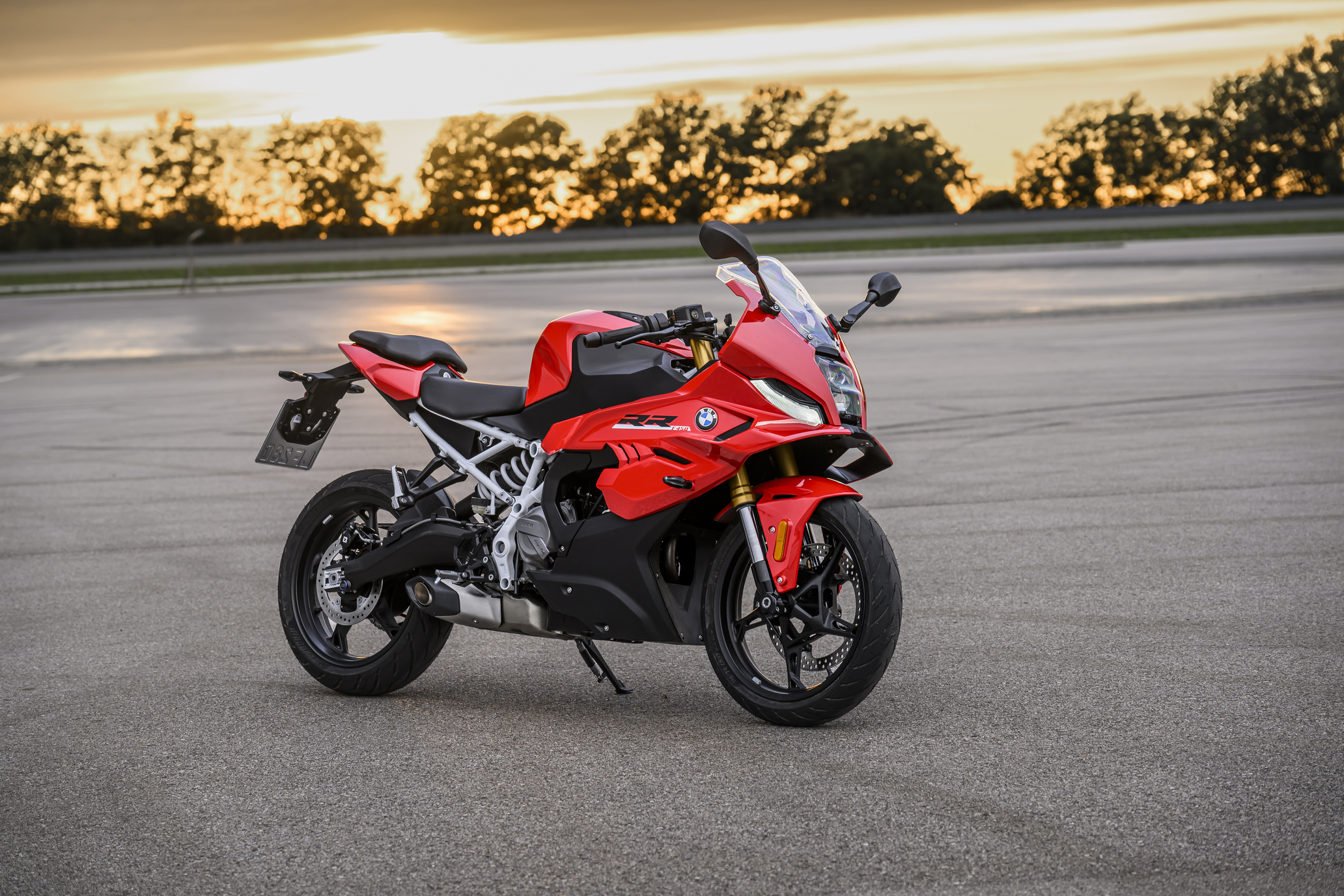p90659835highresbmw f 450 rr