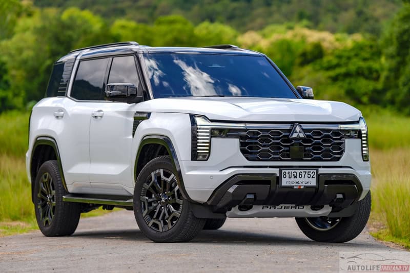 mitsubishi pajero 2027 ra mat 4