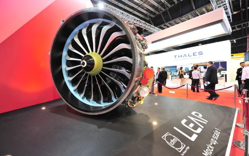 cfminternationalleaphigh bypassturbofanengineondisplayatsingaporeairshow 800x500
