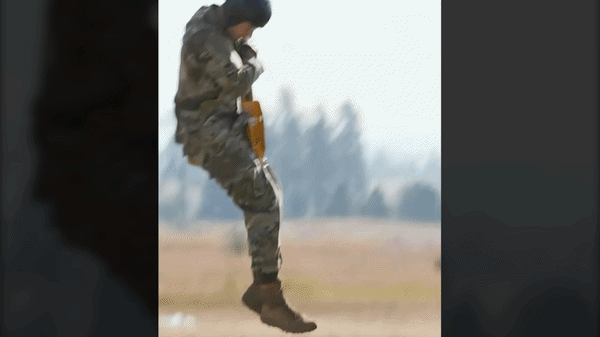 NYT: Mỹ tự cho nổ máy bay để cứu phi công! 36 giờ nghẹt thở và hành động táo bạo phút chót giữa 