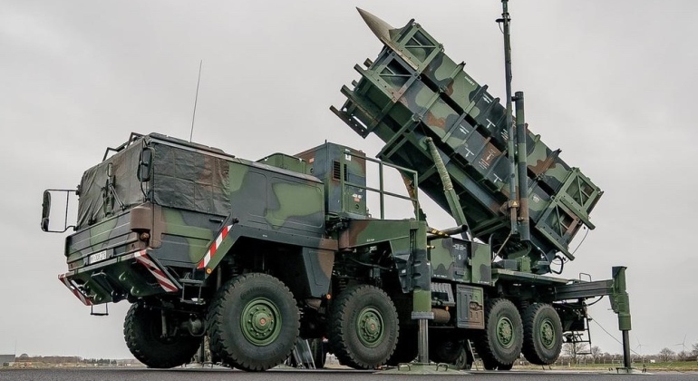 article69e190e957a33976827551