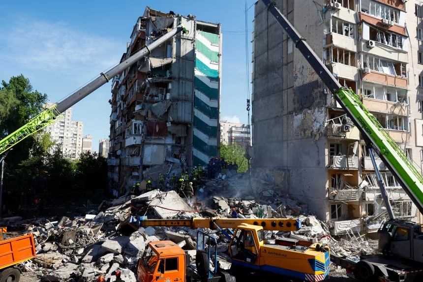 2026 05 14t072845z 1268554989 rc2u8lag54qw rtrmadp 3 ukraine crisis attack kyiv