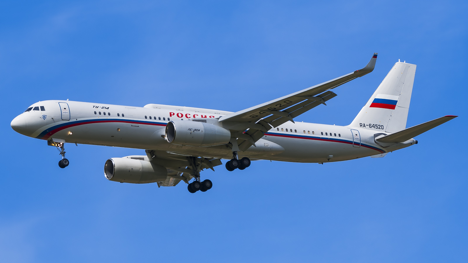 russian tupolev tu 214pu flying