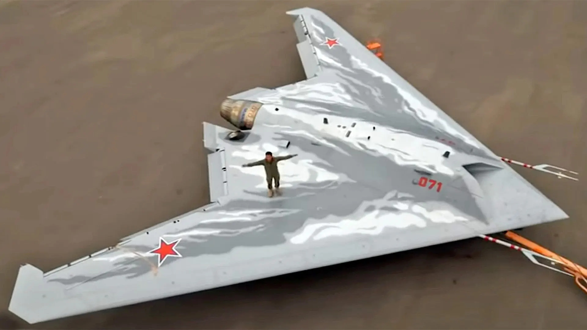 russian ucav s70 hunter