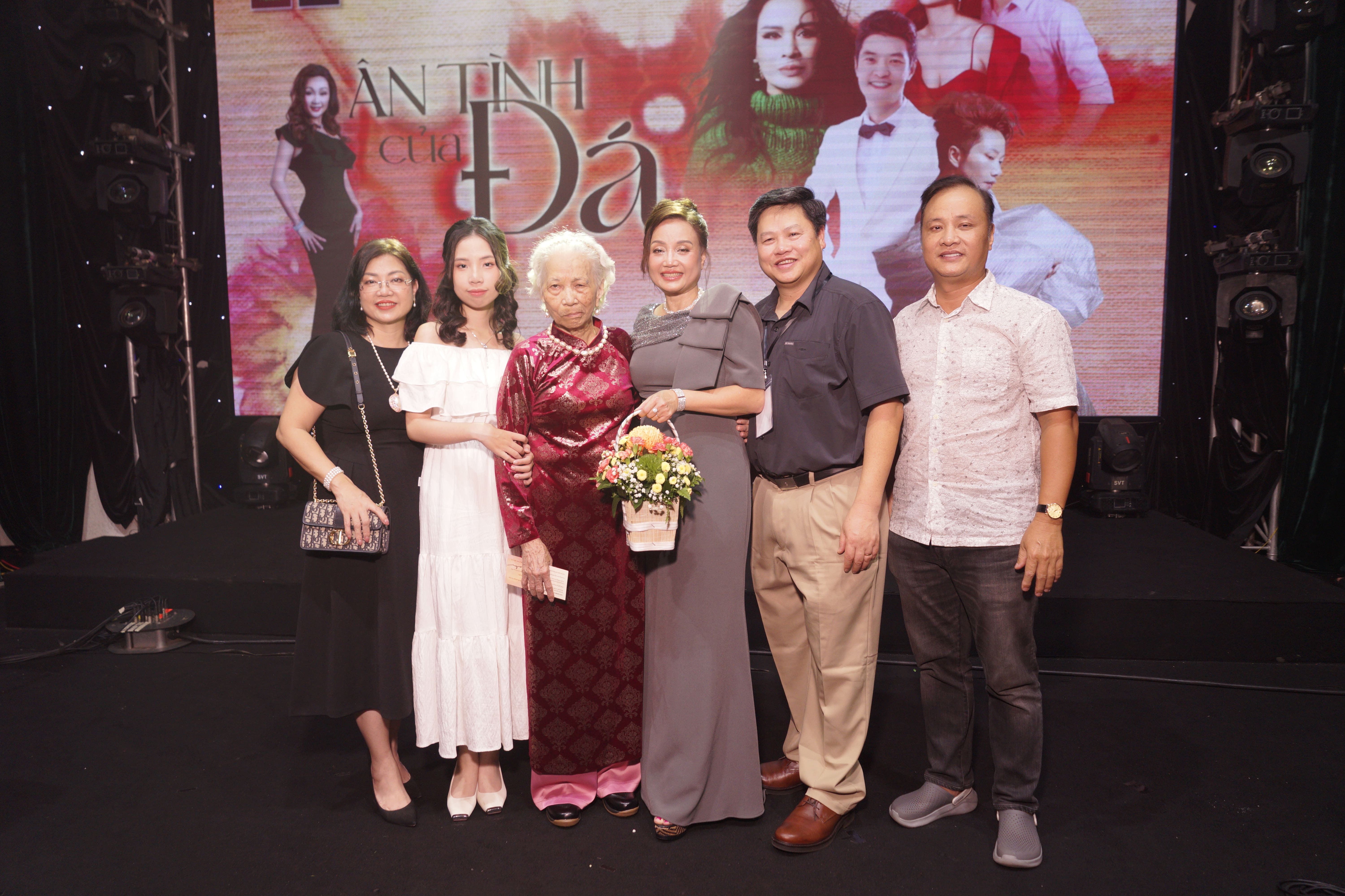 1 me chi em trai va chong cua tran hai sam min