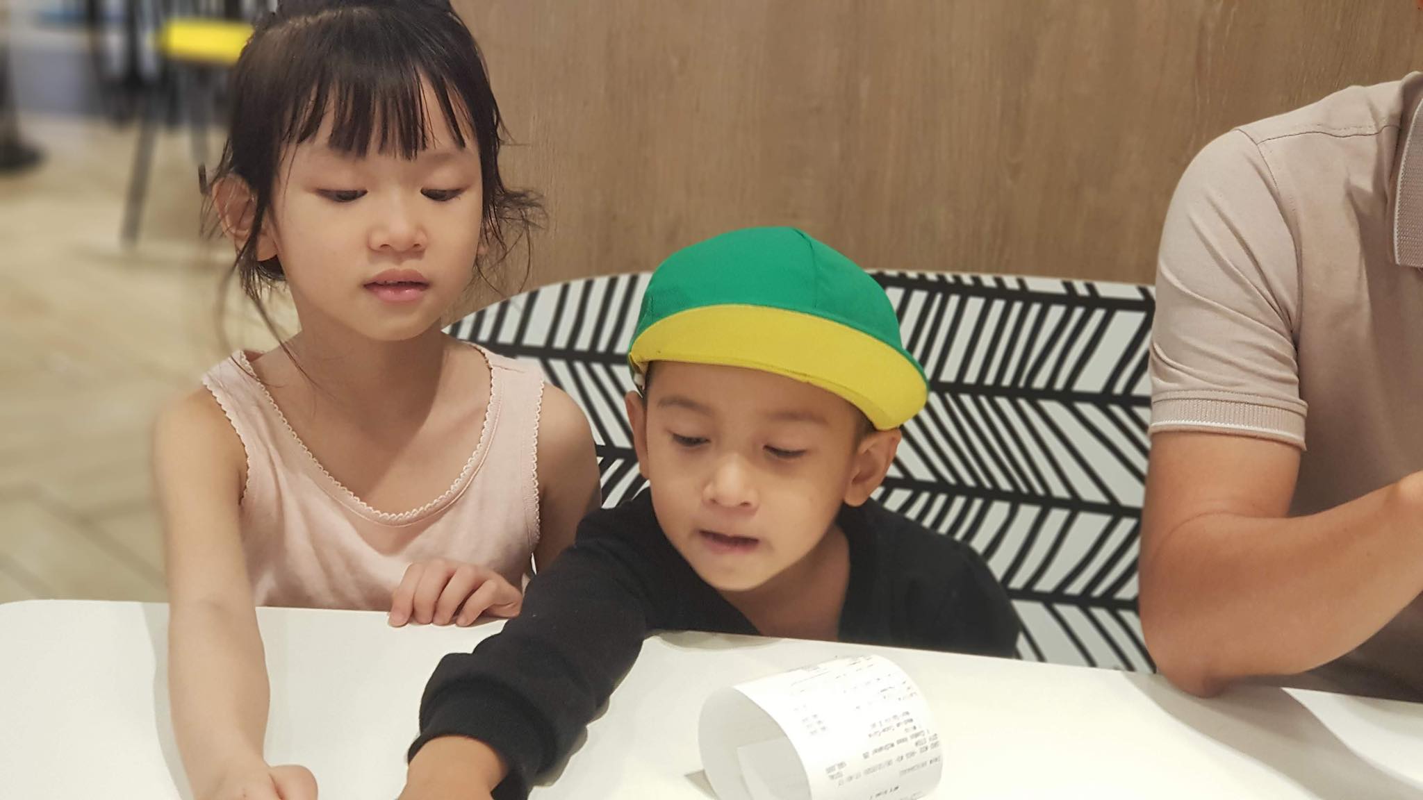 5884669837165963309956076926548085445407450n