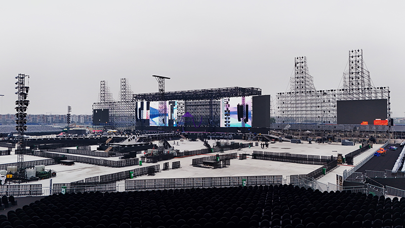 he thong led lon nhat viet nam voi tong dien tich hon 2100m2