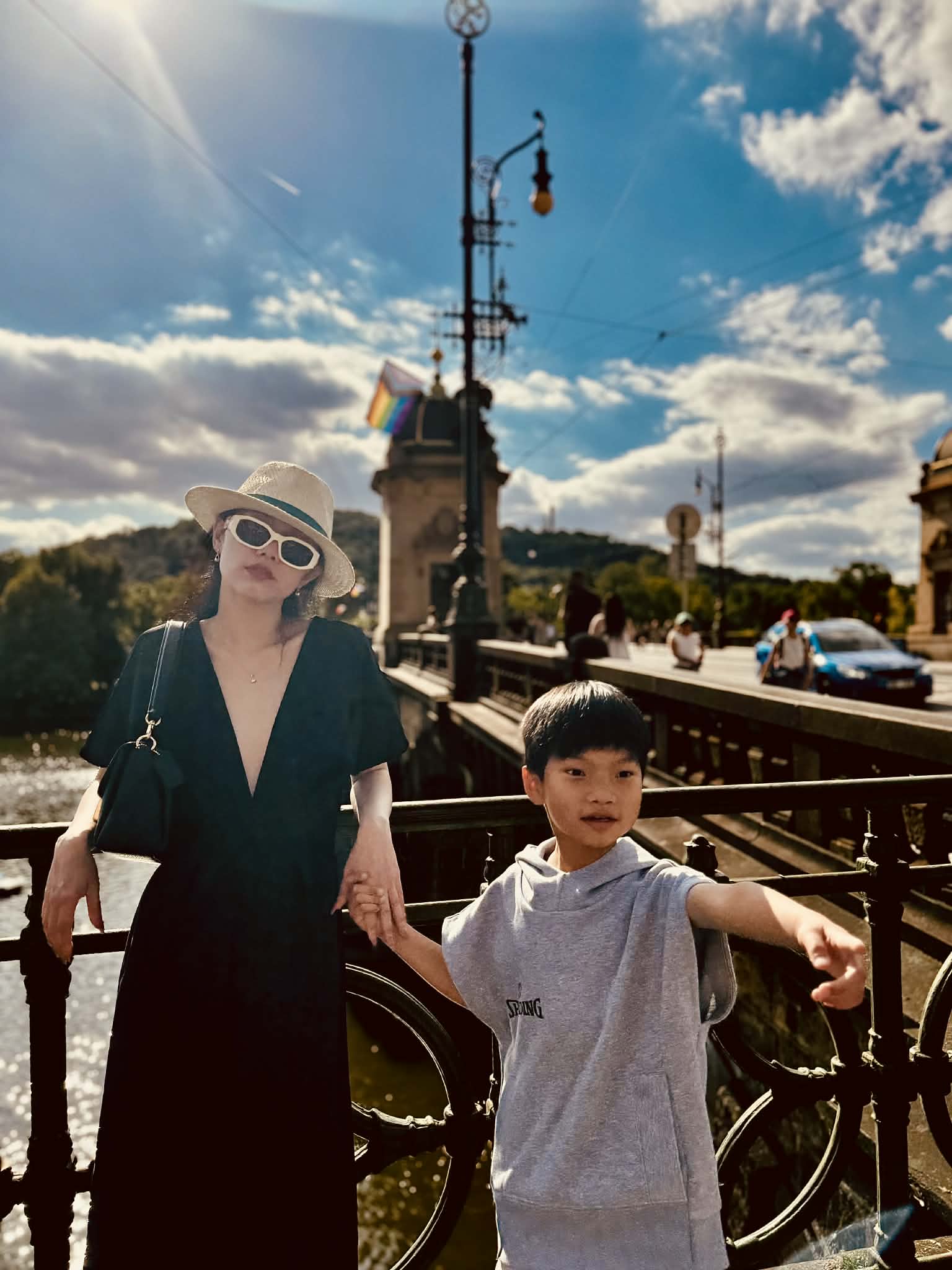 1b50e3ce cdf3 4e9a b14f c6a12af56947