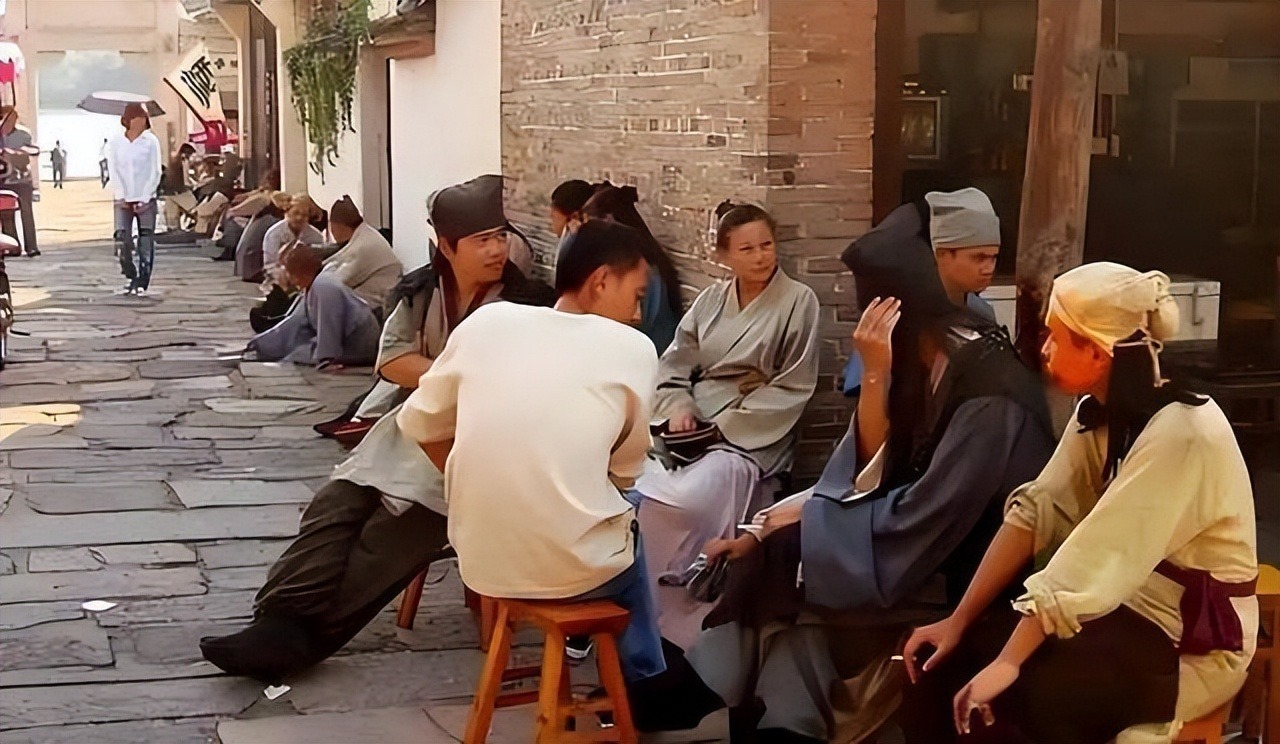 e214a043483b4b58845561bcd073ad37