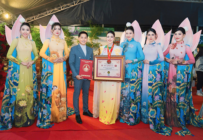 z7378814472474fbd198729cc7e618bbd2c177b5a44afe