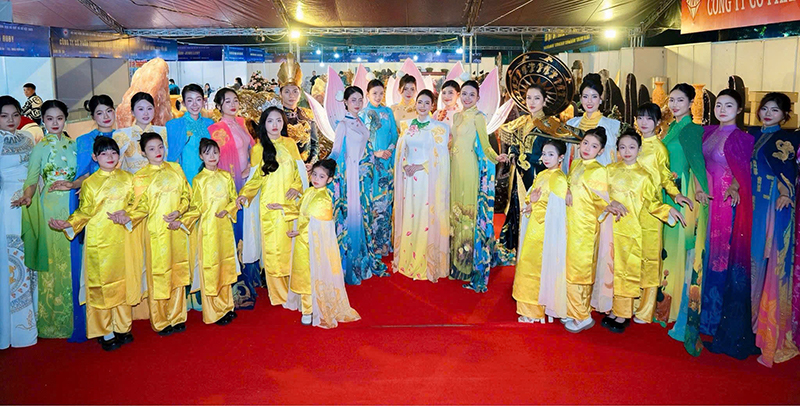 z73788179611888c25f80d6d90bf849faafbbeb7674243