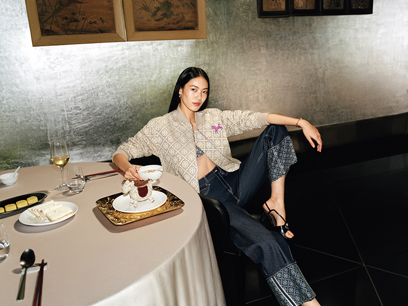 tbspr26yearofthehorsecampaignbomberjacketshot25493