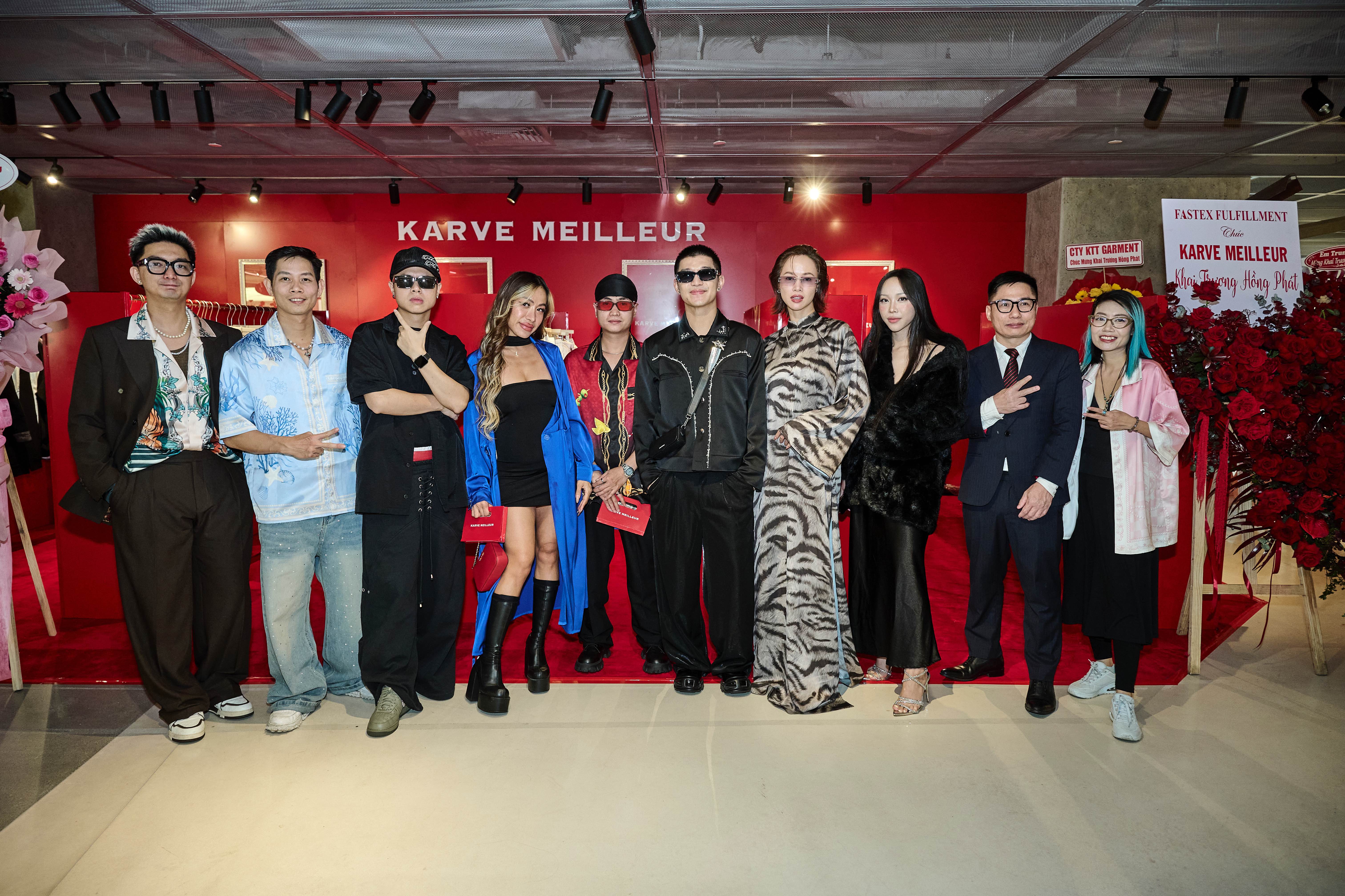 dan celeb den chuc mung ra mat store dau tien cua karve meilleur