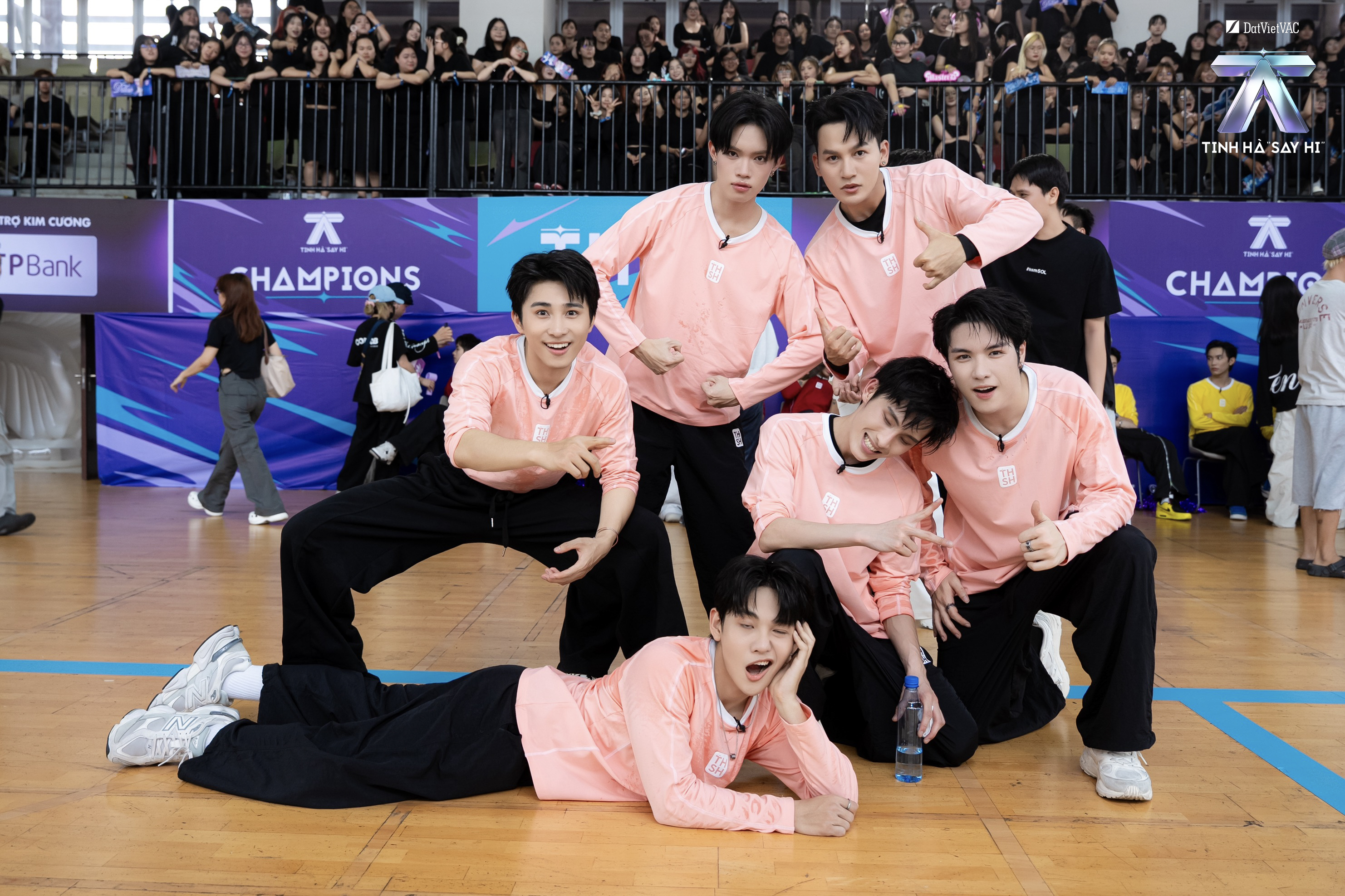 moment nhom 14