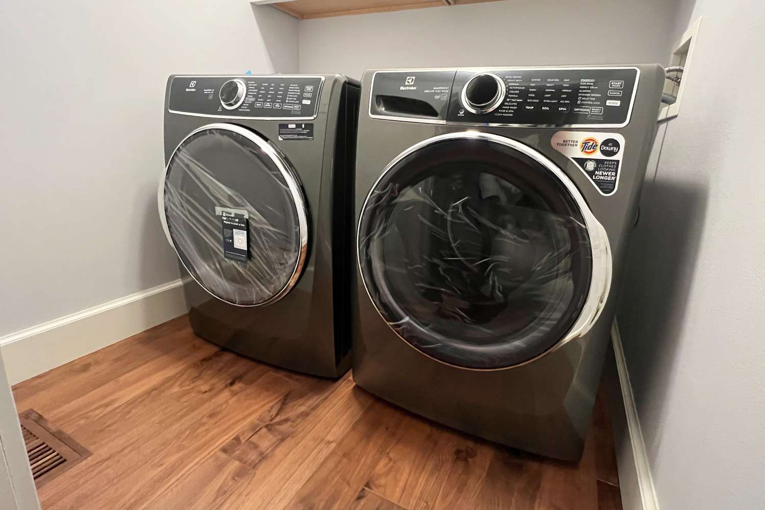 spr washer dryer test electrolux elfw7637at smartboost 4 5cu ft high efficiency stackable cycle front load laura miller 01 dd7d3dac71914e9fb13814218f97386f