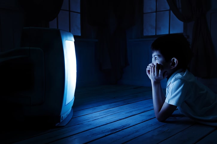 television boy watching at night sleep problems by idal istock 1281823391 min