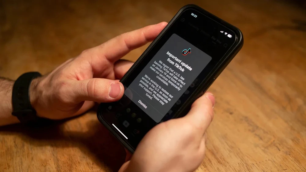 tiktok ngung hoat dong tai my vai gio truoc khi lenh cam co hieu luc 1127 5835jpg