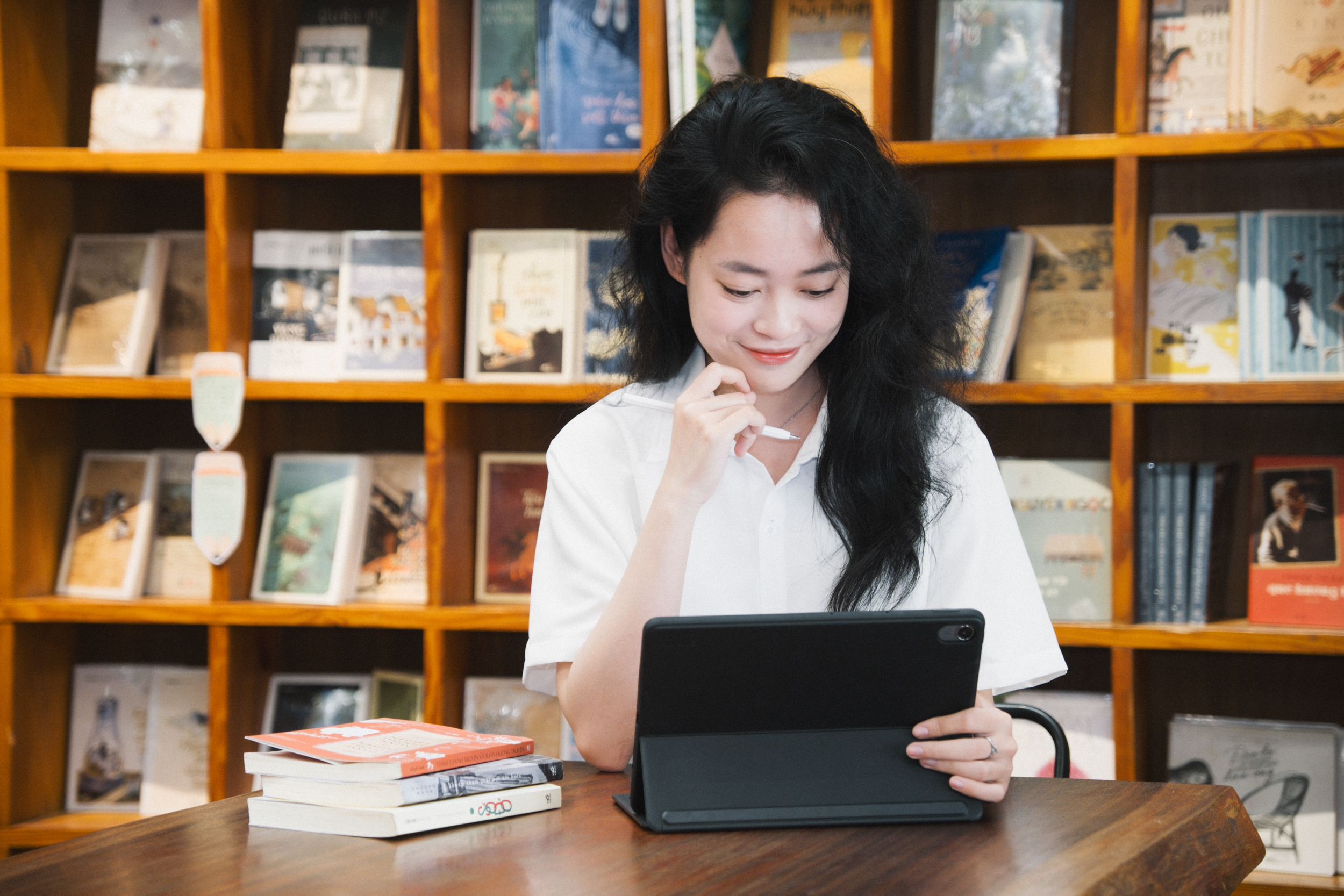 Trải nghiệm MatePad 11.5 mới, tablet tầm giá chưa đến 10 triệu giúp học tập, làm việc ngon lành