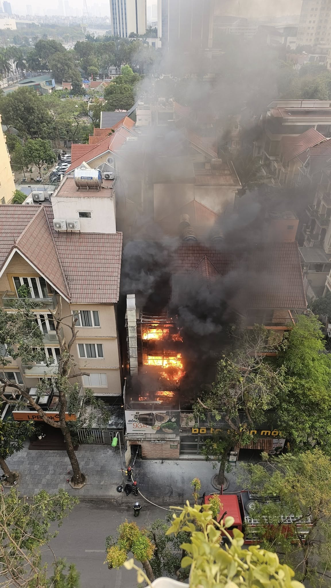 4865224941064674585701127372859880001219129n