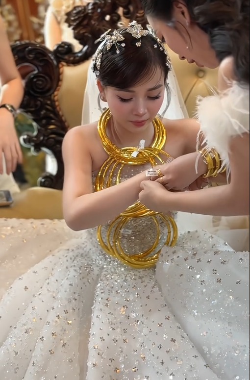 4884949339794742610343436818378389281289778n