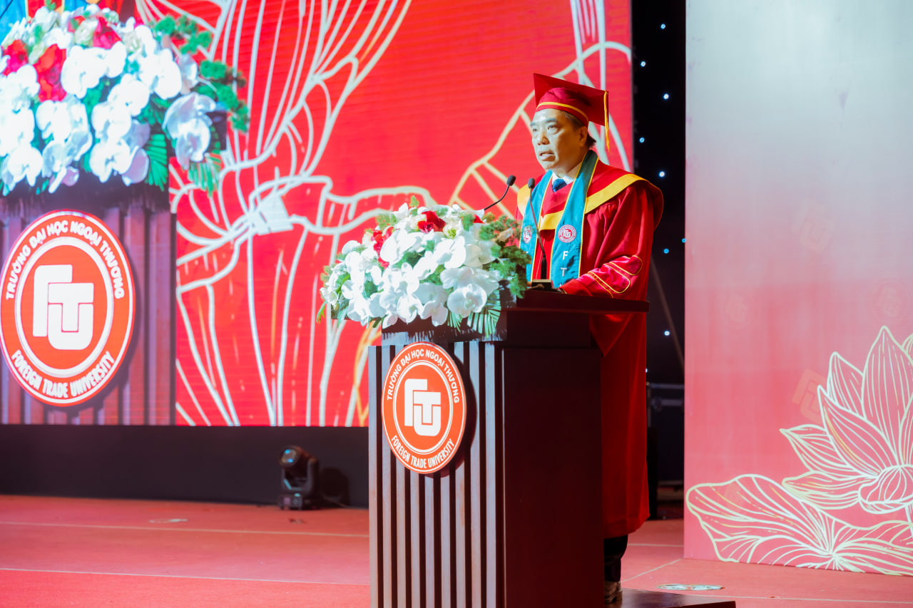 photo2025 04 0619 20 40