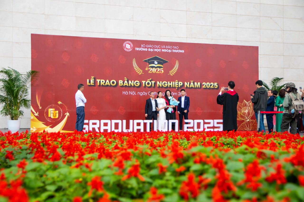 photo2025 04 0619 20 50