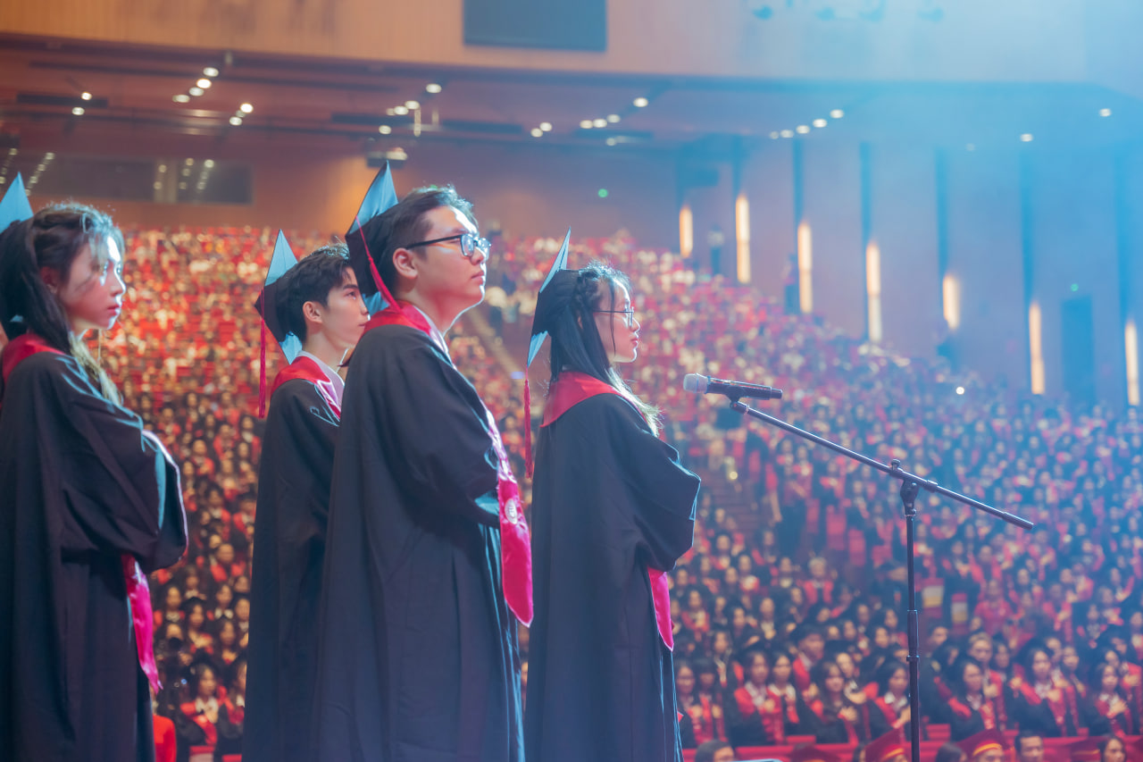 photo2025 04 0619 27 31