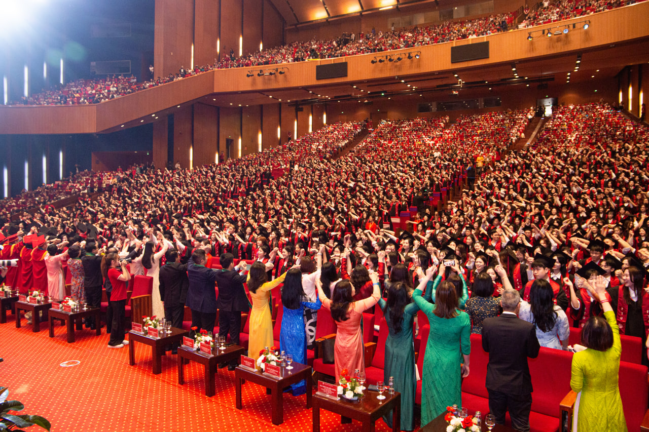 photo2025 04 0619 27 34