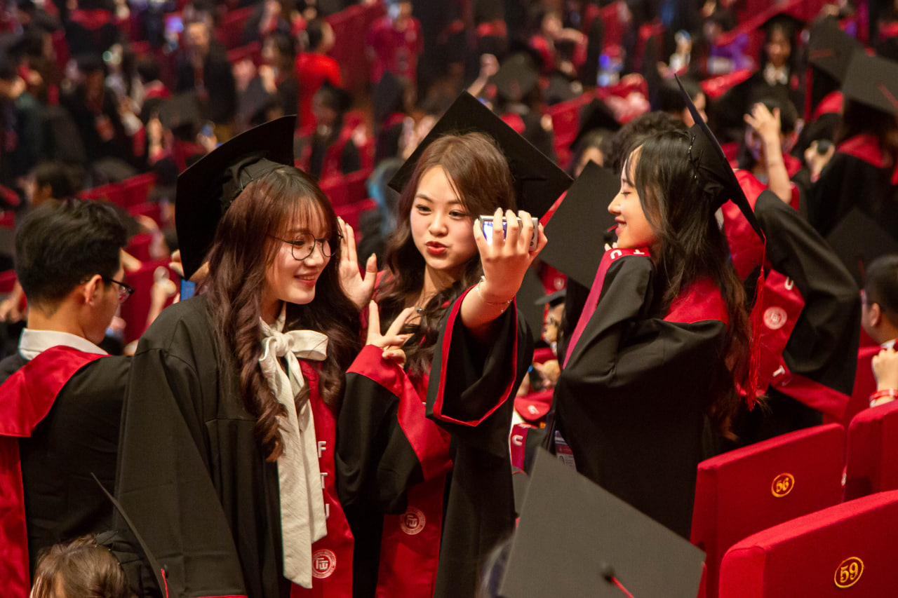 photo2025 04 0620 06 04