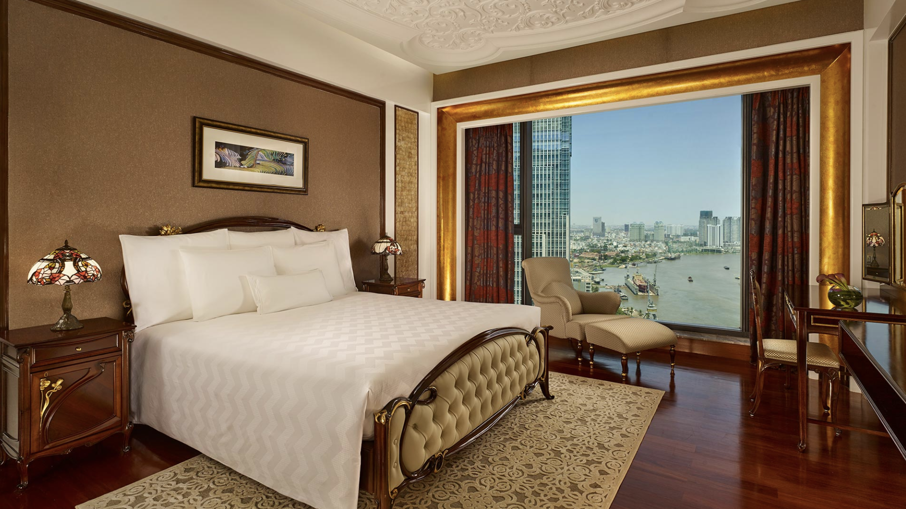 can ho liberty mot phong ngu voi tam nhin truc dien song sai gon tai the reverie saigon