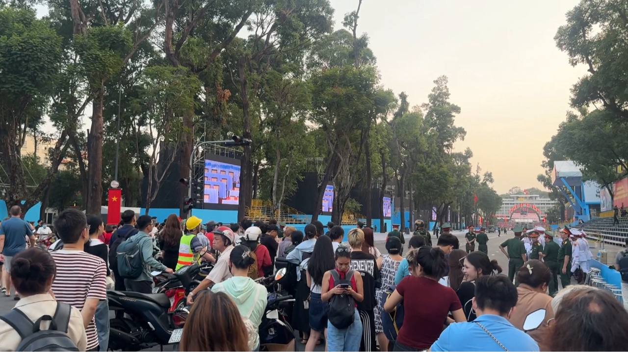 photo62025 04 1821 06 25