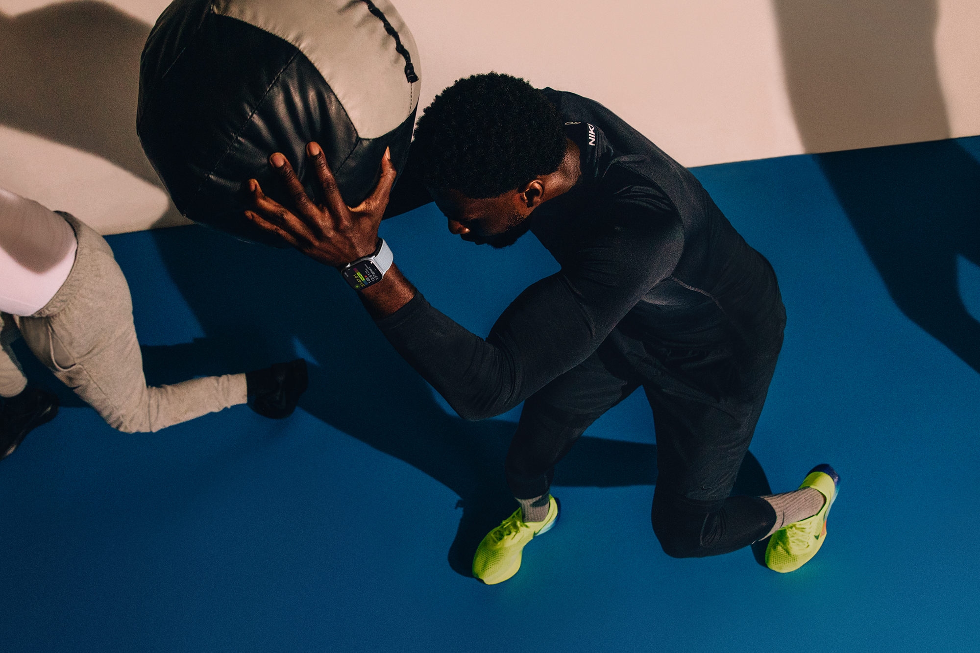 apple watch series 10 lifestyle gym copy