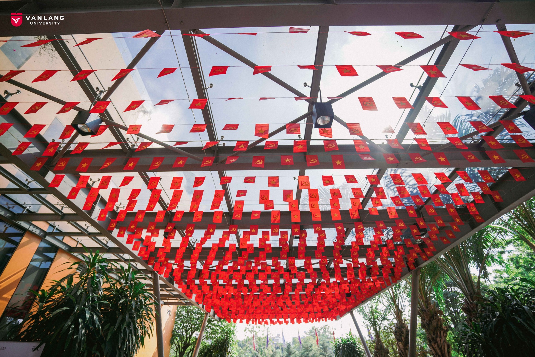 4904902856975210327910971149875341707759266n