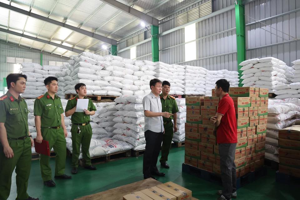 49254558410016183587653847919495416813061645n