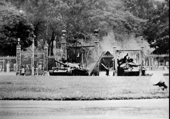 xe tang 390 anh tu lieu 15224017