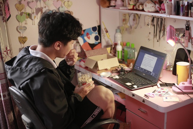 bi hai hoc online sinh vien ngu quen ngay ngon lanh trong lop ab8 5598969