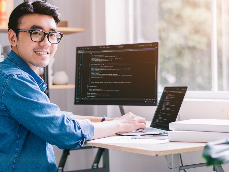 co hoi viec lam nganh cong nghe thong tin 1