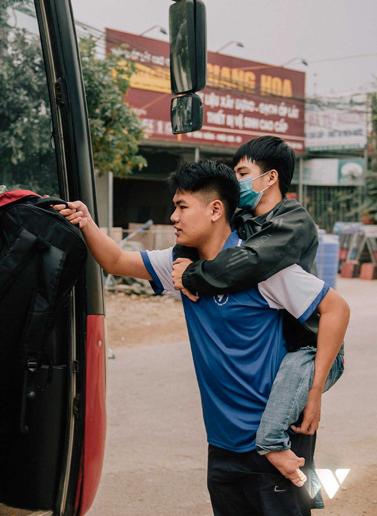 artboard 2 copy 4 16104449031141224298640