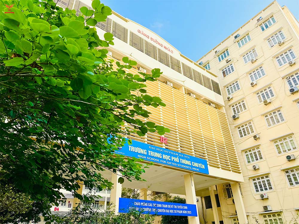 co so vat chat truong thpt chuyen dai hoc su pham ha noi 2