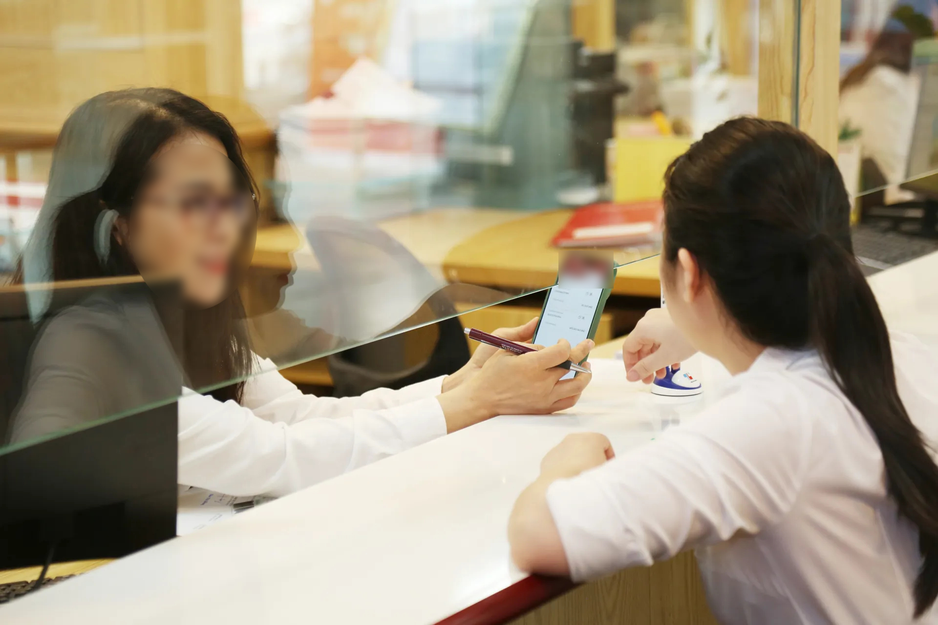 huong dan khach hang su dung app ngan hang dien tu anh pham hung 1 copy