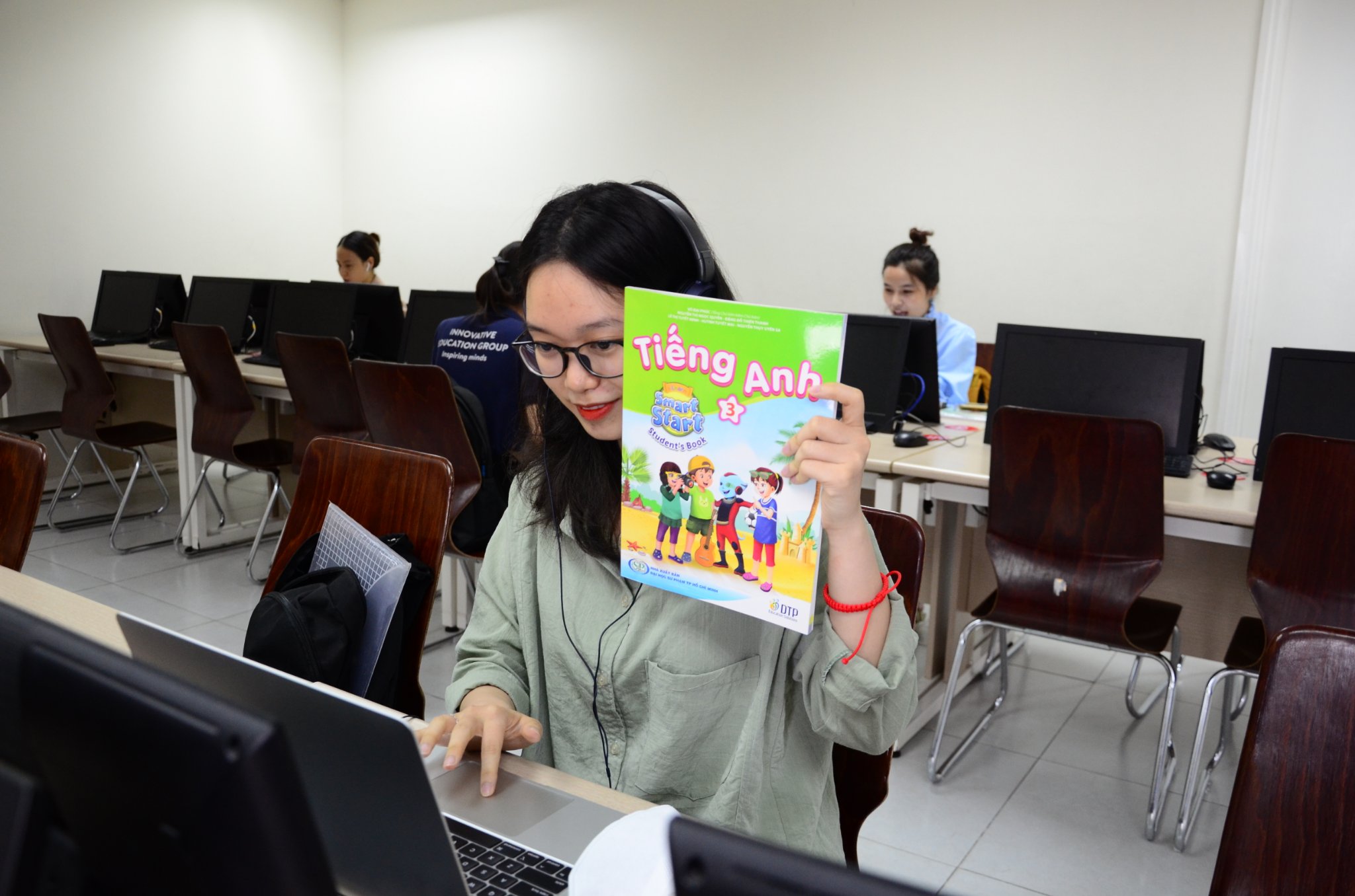 306826556101584889891415776960052510587640755n