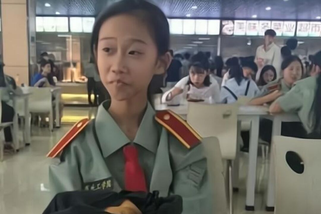 10e04f276436473c9f4361e23df9077a