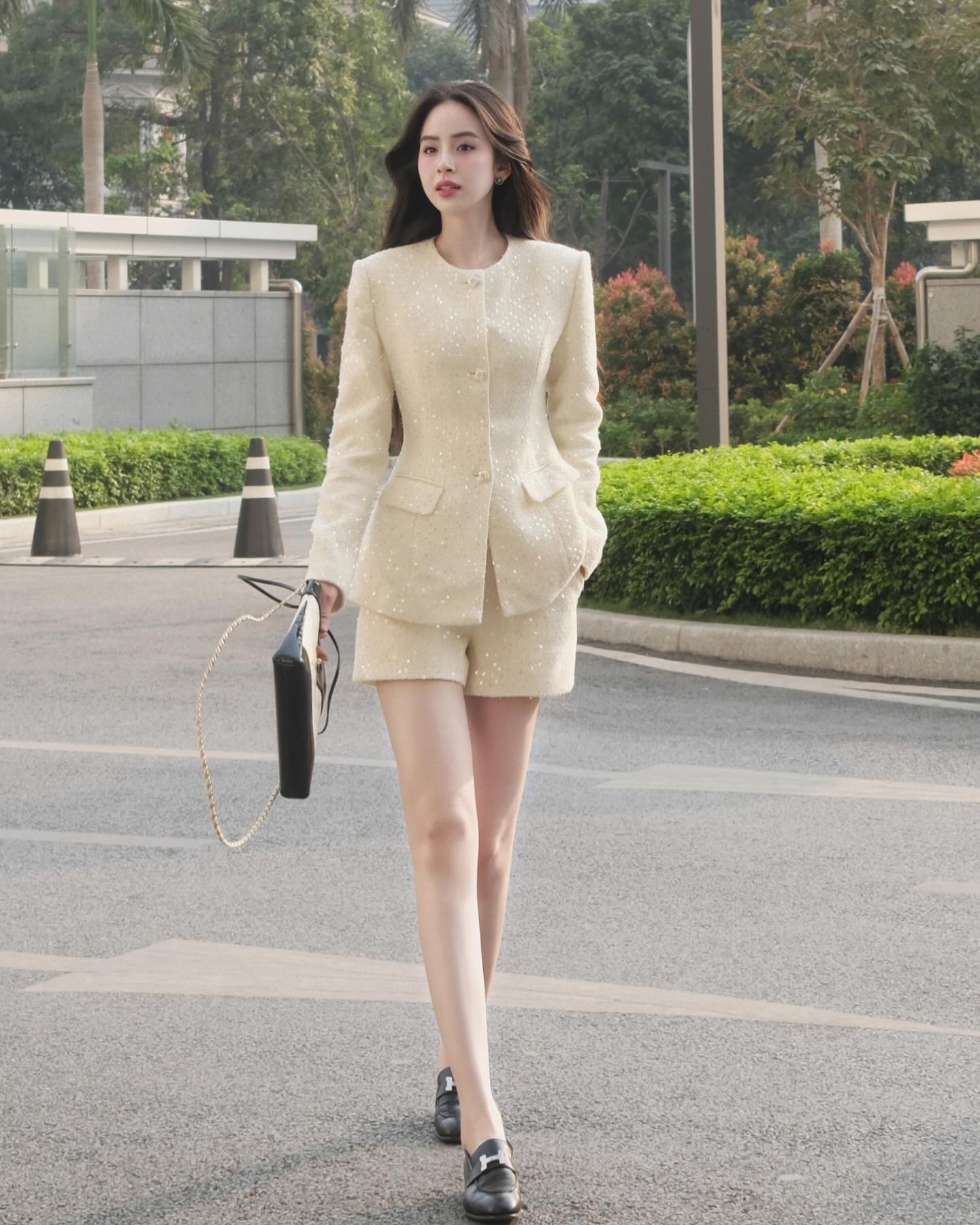 lienhuong20113549692525122582210s2025-6-5-2035862-story.jpg