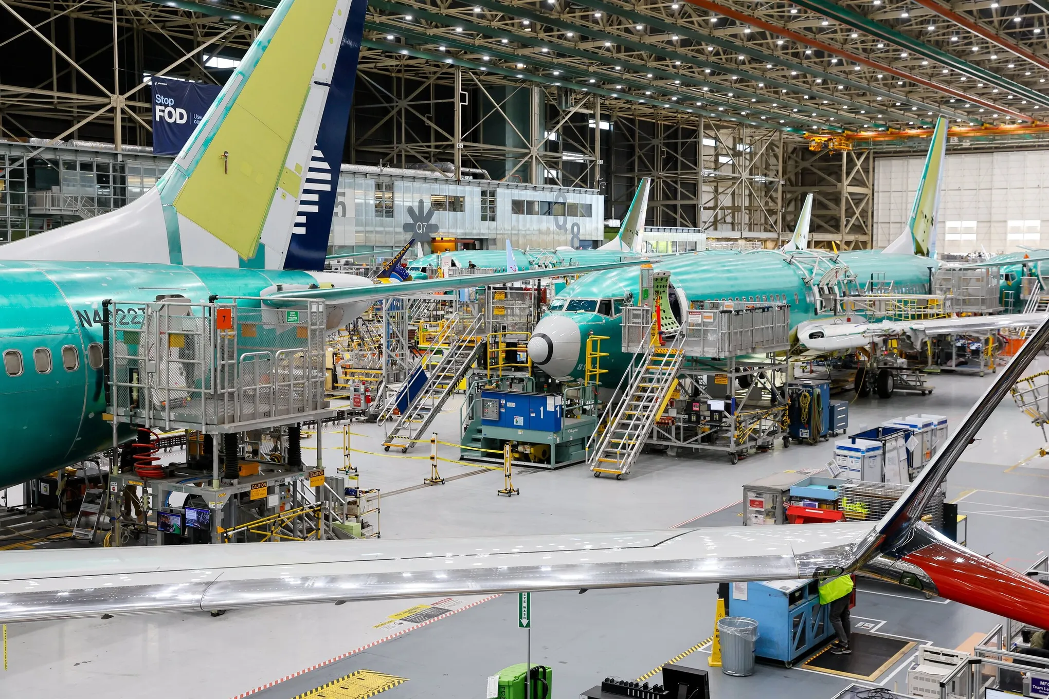 100220245 boeing205326